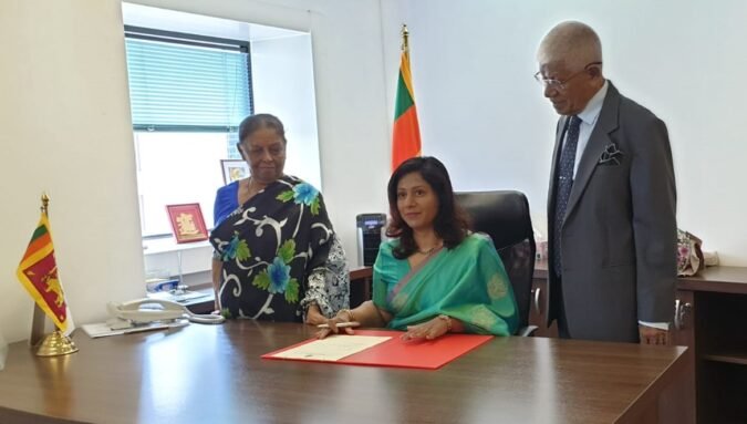 High Commissioner-designate of Sri Lanka to Singapore assumes duties