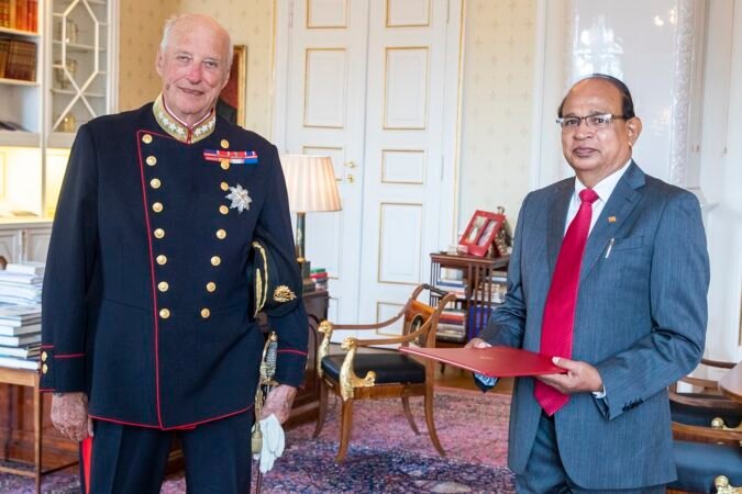 Godfrey Cooray is Sri Lanka’s new ambassador to Norway