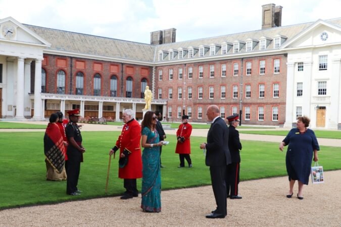 Sri Lanka donates Ceylon Tea to the Royal Hospital Chelsea